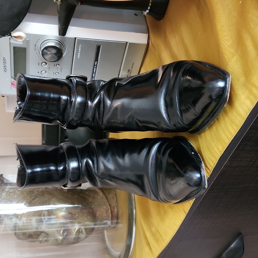 Via Spiga Black Leather Ankle Boot size 9.5